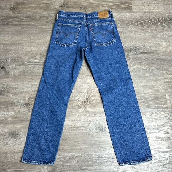 Levi’s Premium Wedgie Straight Fit Women’s Jeans Distressed Medium Wash Size 28 - Picture 8 of 13